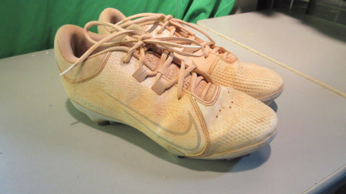 Used Nike Size 8.5 HyperDiamond 4 Metal Softball Cleats