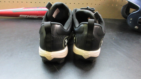 Used Under Armour Glyde Baseball Shoes - Size Youth 5