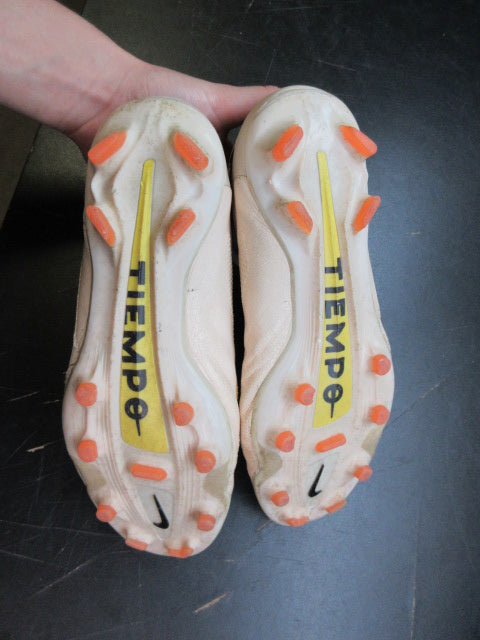 Load image into Gallery viewer, Used Nike Tiempo Legend 9 Elite FG Soccer Cleats - Size 6.5
