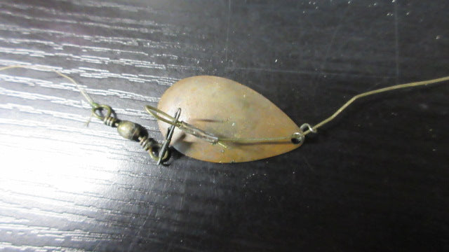 Load image into Gallery viewer, Used Spinner Leader Fishing Lures - 4 Piece
