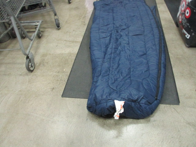 Load image into Gallery viewer, Used Slumberjack Sleeping Bag
