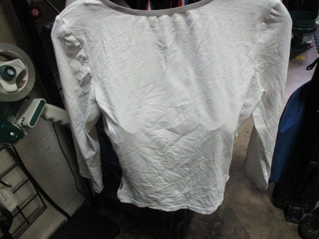 Load image into Gallery viewer, Used Reebok Play Dry Womens Medium Compression Love Sleeve
