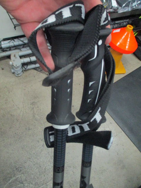 Load image into Gallery viewer, Used Scott 130cm Downhill Ski Poles
