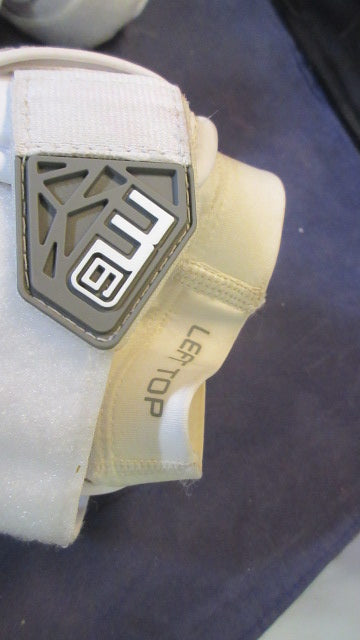 Load image into Gallery viewer, Used Maverik M6 Elbow Pads Size Medium

