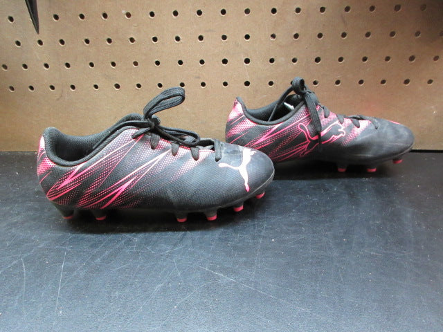 Load image into Gallery viewer, Used Puma Youth Jr. Attacanto FG/AG Soccer Cleats - Size Youth 12
