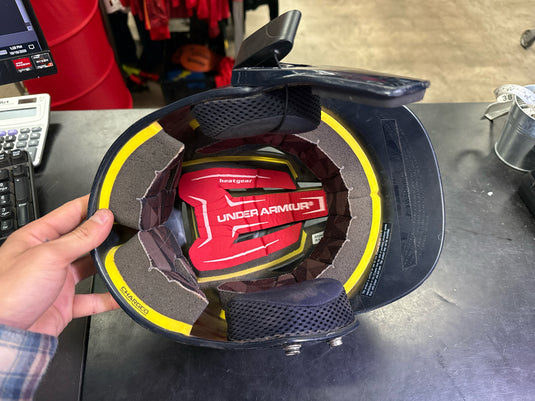 Used Underarmour UABH2-100 Batting Helmet with Jaw Guard Size 6 1/2 to 7 1/2