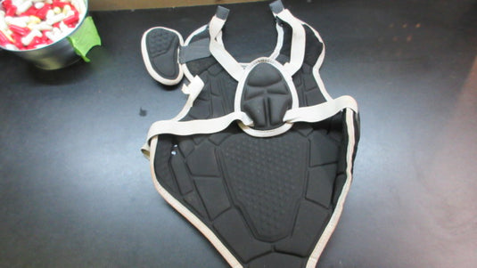 Used Wilson Catchers Chest Protector
