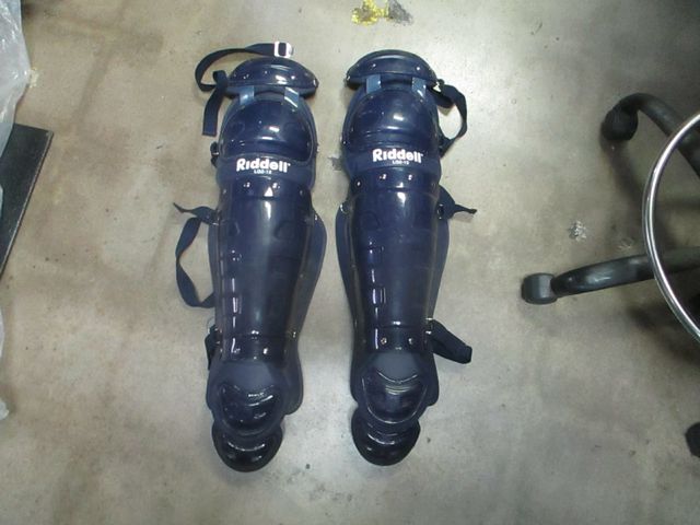 Load image into Gallery viewer, Used riddell Catchers Shin Guards LG2-12 Navy
