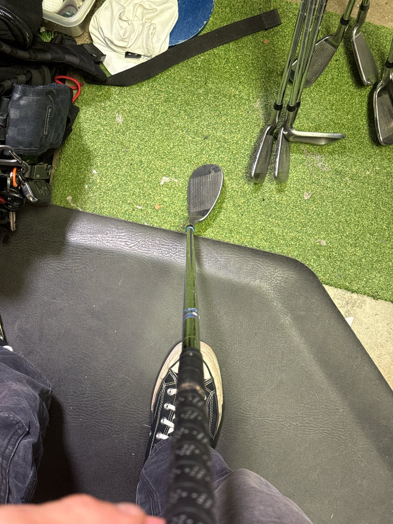 Load image into Gallery viewer, Used Accel Iso Spin Second Wedge Max Back Spin 56º Right Hand Wedge
