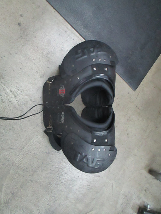 Used Tag Battle Gear II TSP100 Youth Large Football Shoulder Pads