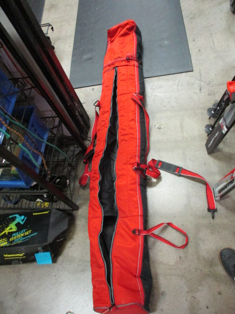 Used AXIS Padded Zippered 72