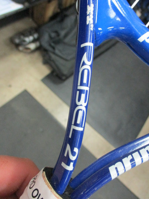 Load image into Gallery viewer, Used Prince Rebel 21&quot; Tennis Racquet
