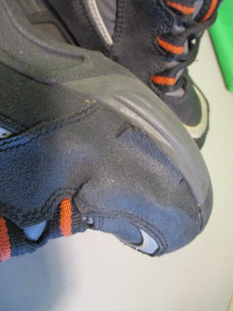 Load image into Gallery viewer, Used Bacl/Orange Winter Water Proof Size 4 Boots
