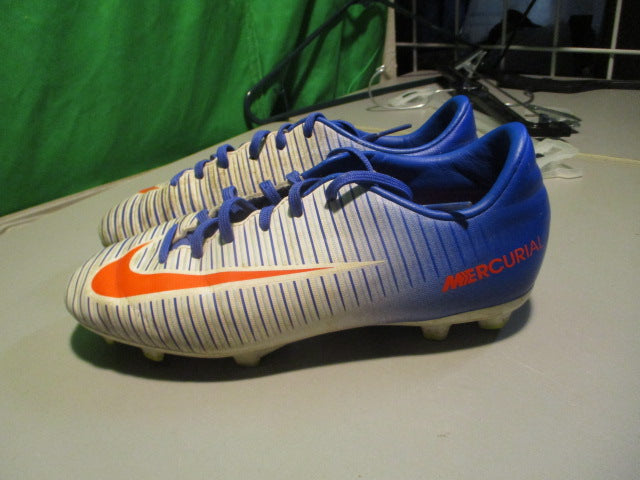 Load image into Gallery viewer, Used Nike Mercuial Size Youth 5 Soccer Cleats
