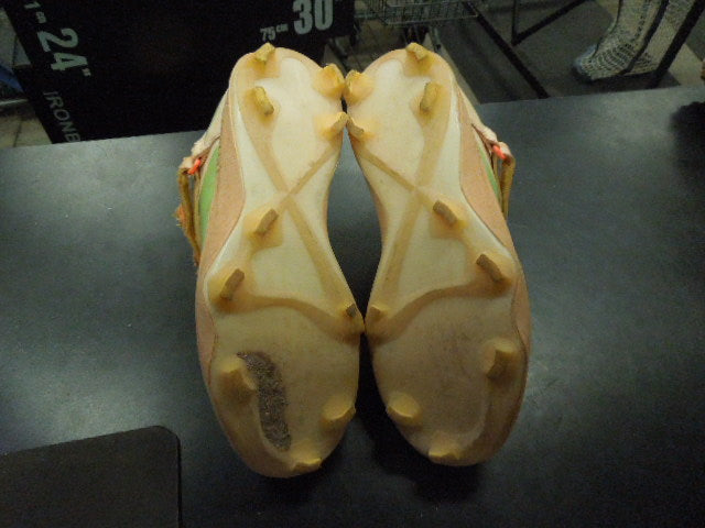 Load image into Gallery viewer, Heavy Use New Balance FuelCell Lindor v2 Moldeed Baseball Cleats Size 5
