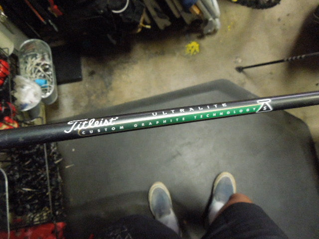 Load image into Gallery viewer, Used Titleist 975D 9.5º  Right Hand Driver
