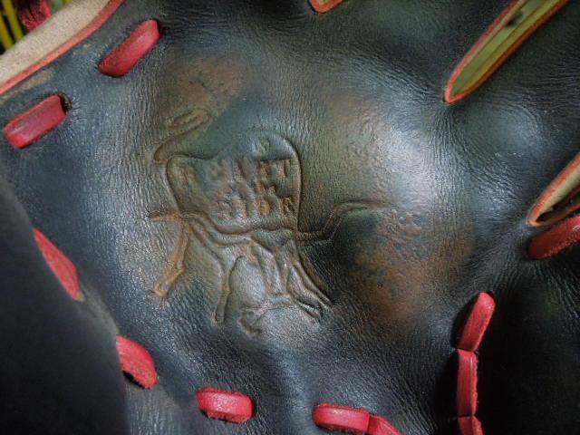 Load image into Gallery viewer, Used Rawlings HOH PROR314-2B R2G 11.5" RHT Baseball Infielder Glove

