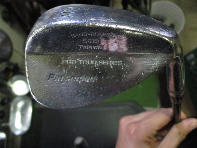 Load image into Gallery viewer, Used Pinseeker Pro Tour Series 56º Right Hand Sand Wedge
