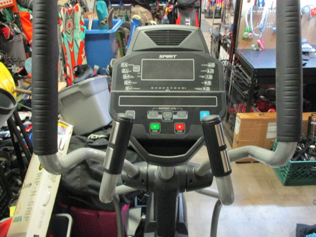 Load image into Gallery viewer, Used Spirit C Series CE 800 ELLIPTICAL Self Generated
