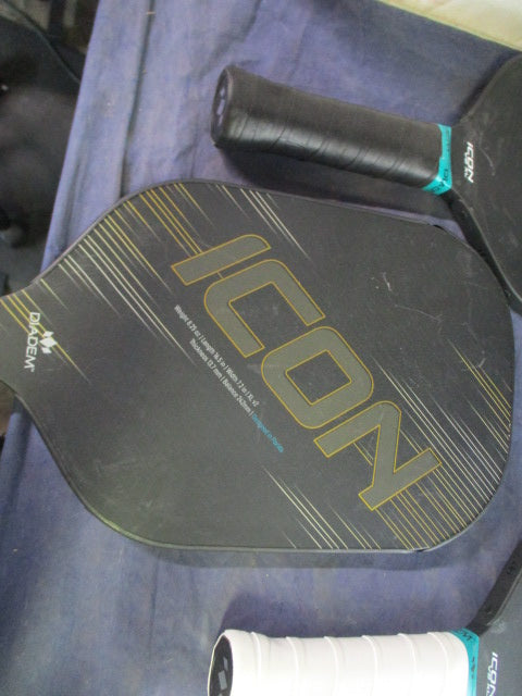 Load image into Gallery viewer, Used Diadem Icon XL V2 Pickleball Paddle - DEMO
