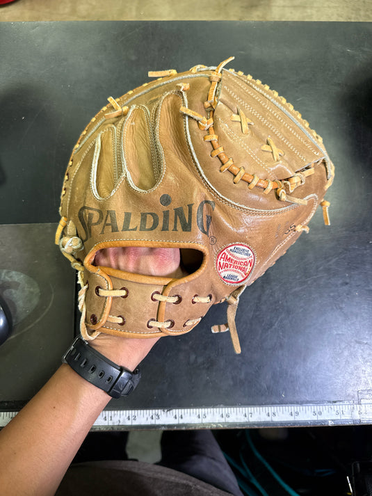 Vintage (1970s) Spalding Andy E. Pro Model 42-7035 RHT Catchers Mitt