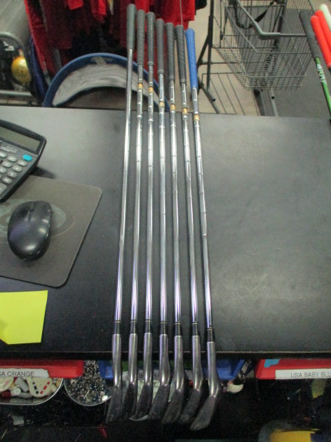 Load image into Gallery viewer, Used Titleist DCI 962 ( 2, 3, 4, 7, 8, 9, PW ) 7 pc Set
