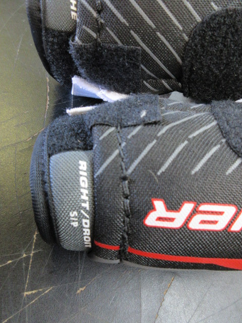 Load image into Gallery viewer, Used Bauer Lil' Sport Hockey Elbow Pads - Size Small
