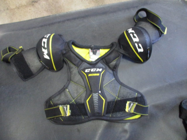 Load image into Gallery viewer, Used CCM Tacks 3092 Size Junior Small Hockey Shoulder Pads
