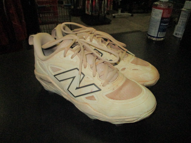 Load image into Gallery viewer, Used New Balance FreshFoamX Velo 4 Metal Cleats in White Size 8.5W
