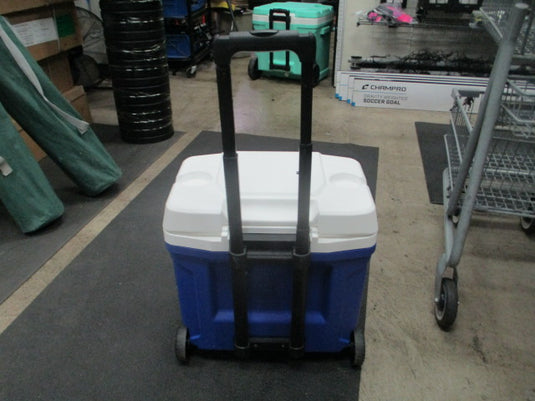 Used Igloo 30 Quarts 3 day Blue Rolling Cooler