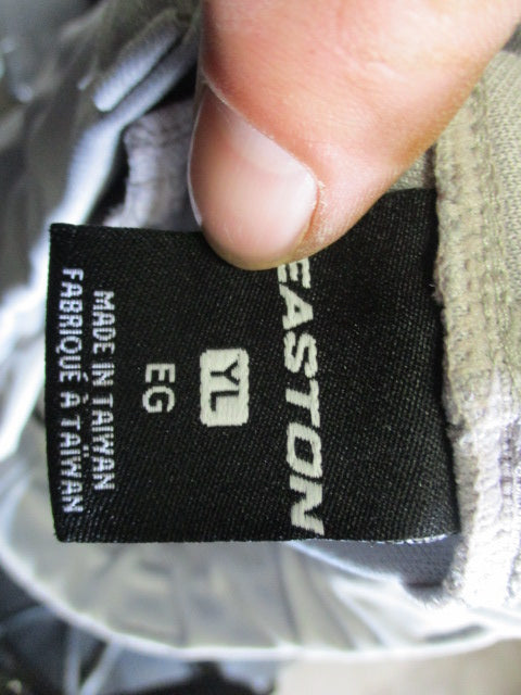 Load image into Gallery viewer, Used Easton Elastic Bottom Size Youth Large Baseball Pant
