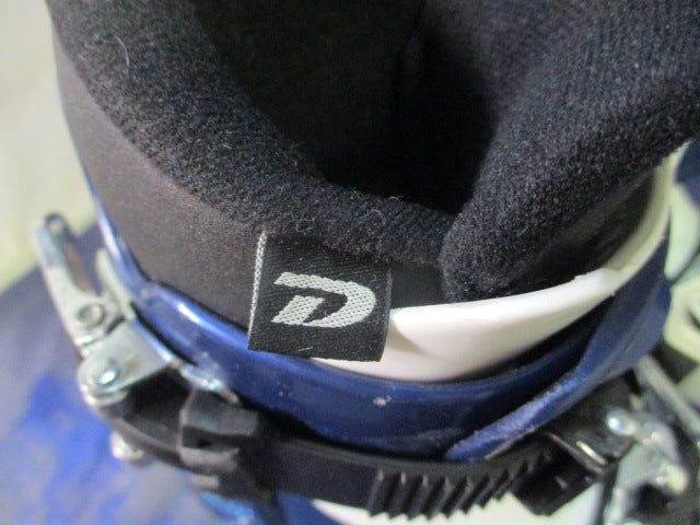 Load image into Gallery viewer, Used Axis AX2 Downhill Ski Boots Size 19.5

