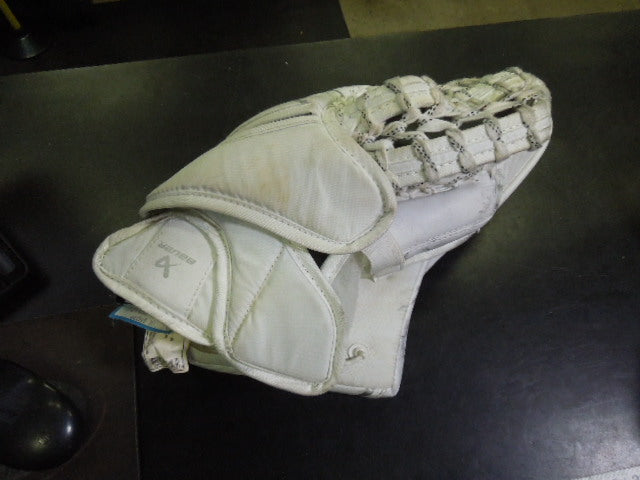 Load image into Gallery viewer, Used Bauer S23 GSX Jr. Left Hand Catch Glove
