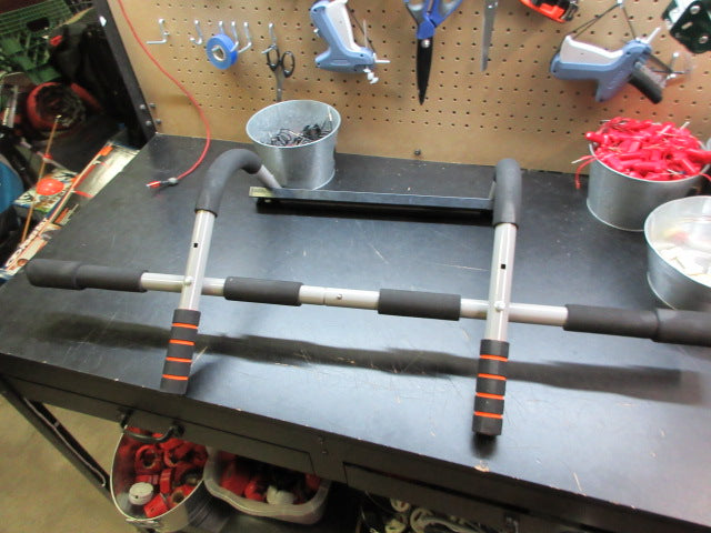 Load image into Gallery viewer, Used AOPA Multi-Grip Doorway Pull-Up Bar
