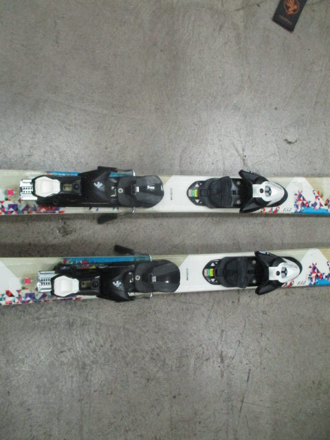 Load image into Gallery viewer, Used Dynasty Exclusive 152 CM Downhill Skis
