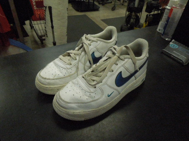 Load image into Gallery viewer, Used Nike AF1 GS in White and Iridescent Blue Size 6Y
