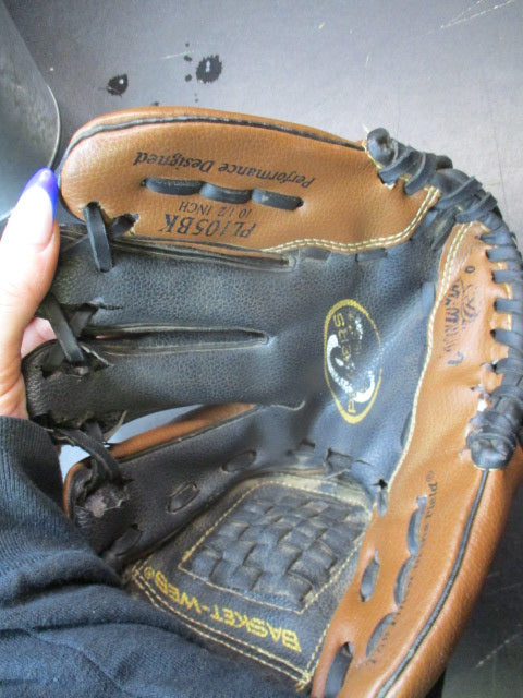 Load image into Gallery viewer, Used Rawlings 10.5" Sure Catch Glove - RHT
