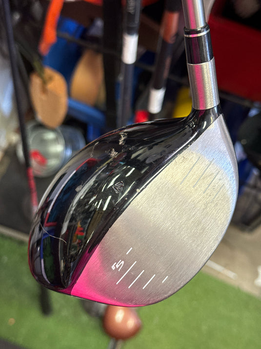 Used TaylorMade R5 Dual Ti. 9.5º Right Hand Driver