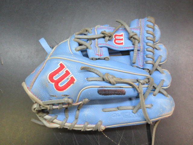 Load image into Gallery viewer, Used Wilson A500 11" Leather Glove - RHT

