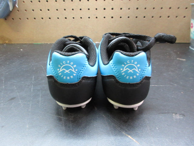 Load image into Gallery viewer, Used Victor Sierra Cattura MD Jr Soccer Shoes - Size Youth 12
