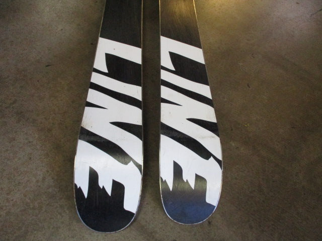 Load image into Gallery viewer, Used 2012 Line Super Hero Skis 123cm Downhill Skis
