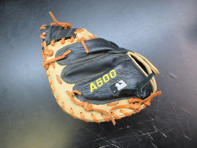 Load image into Gallery viewer, Used Wilson 32" Youth A500 Series Catcher's Mitt - RHT
