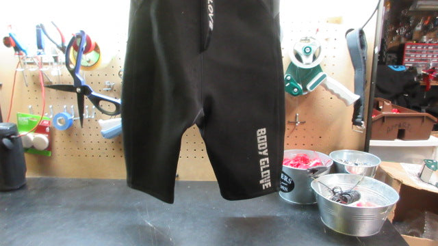 Load image into Gallery viewer, Used Body Glove Pro 3 Shorty Wetsuit - Size Junior 16

