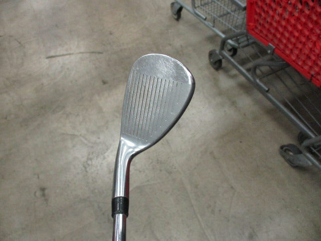 Load image into Gallery viewer, Used Mizuno JPX 825 Gap Wedge (Some Wear On Heel)
