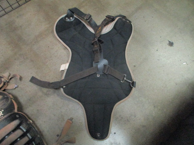 Load image into Gallery viewer, Used All-Star CP912LS Youth Catcher's Chest Protector in Black
