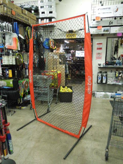 Load image into Gallery viewer, Used GoSports 7 ft x 4 ft I-Screen with Carry Bag
