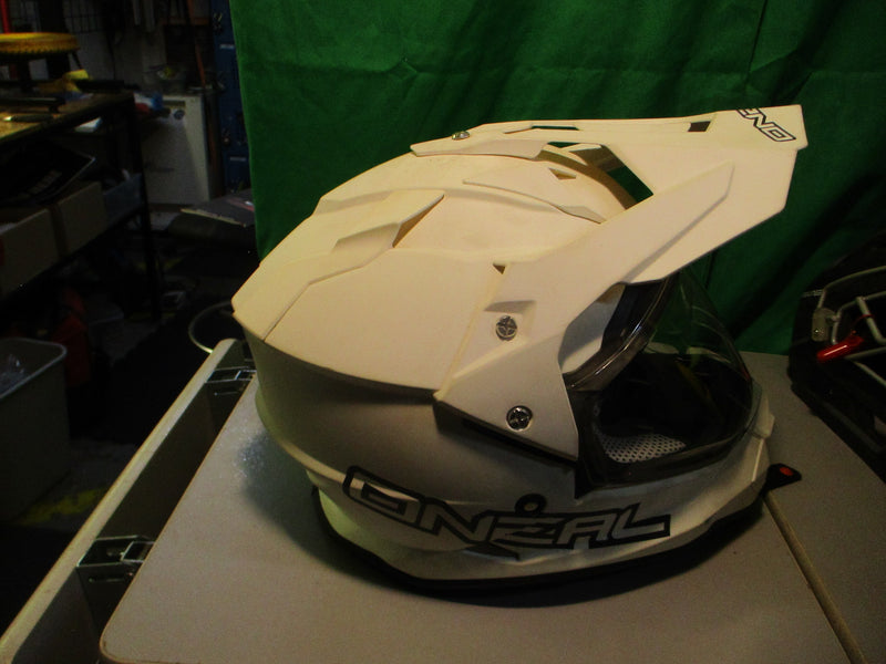 Load image into Gallery viewer, Used O&#39;Neal Sierra II Size Medium Motorcross Helmet W/ Visor
