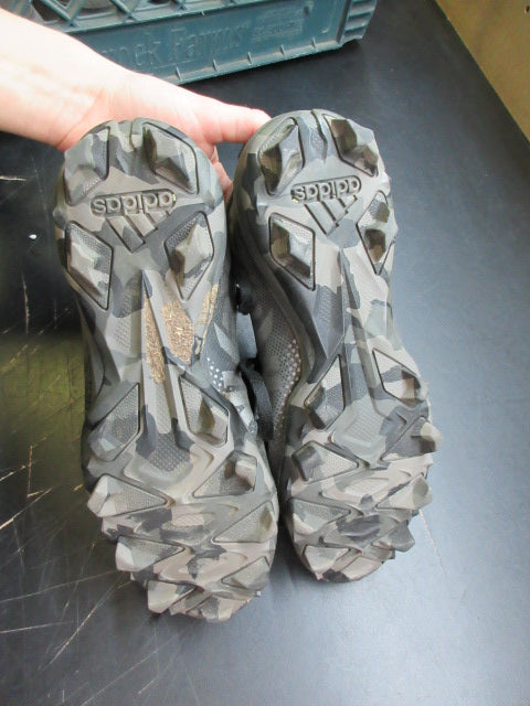 Load image into Gallery viewer, Used Adidas Kids' Freak Spark Mid Football Cleats - Size 6
