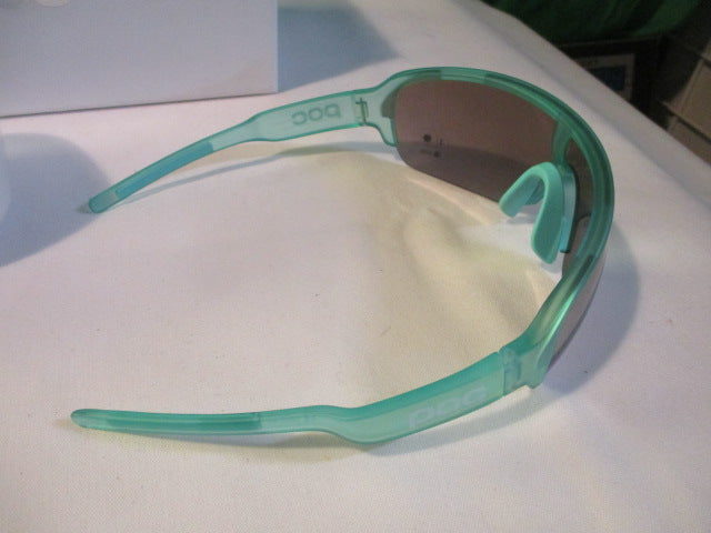 Load image into Gallery viewer, Poc Do Half Blade Sunlgasses - Fluourite Green
