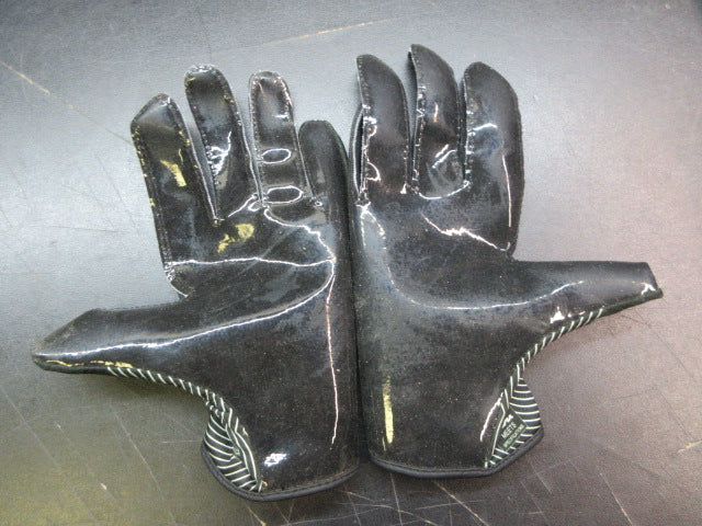 Load image into Gallery viewer, Used Cutters Epic Football Receiver Gloves - Youth
